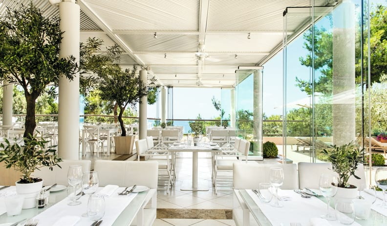 Ouzo, A la carte Restaurant